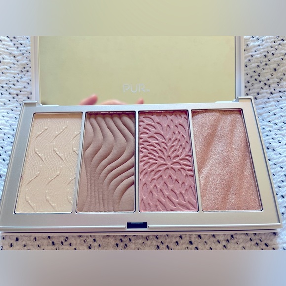 PÜR 4-IN-1 SKIN-PERFECTING POWDER Face Palette FAIR LIGHT - Picture 8 of 8